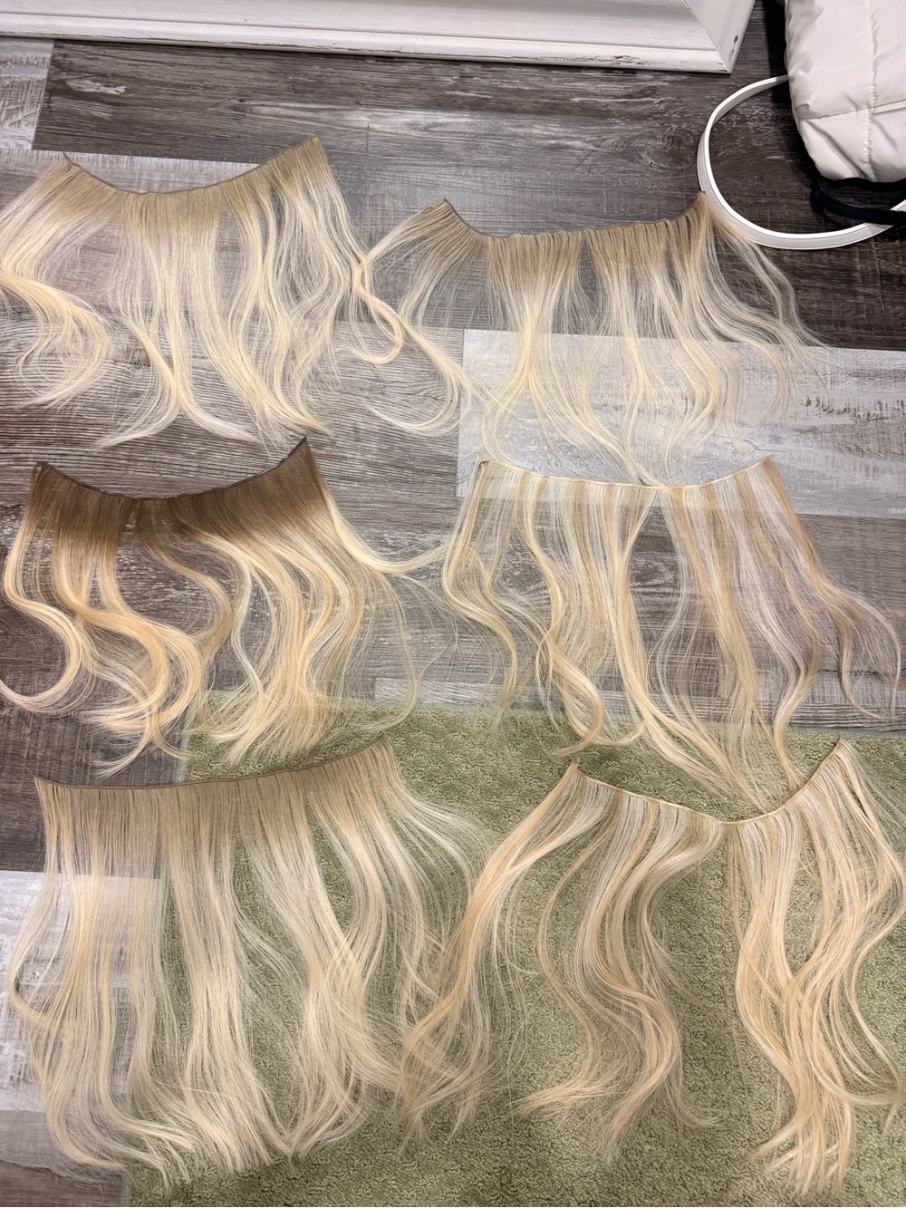 Blonde Clip-In Hair Extensions - Natural Blonde